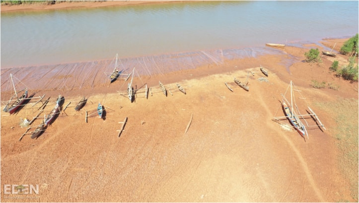 Photo: Your trees being planted along the Betsiboka River